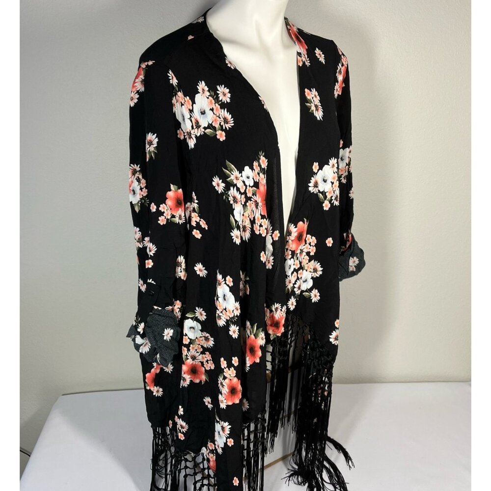 Torrid Size 2 Floral Kimono Fringed Drape Front NEW